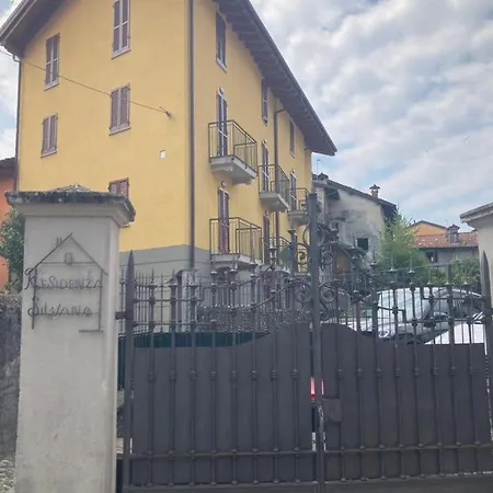 Apartment Residenza Silvana B Giardino On The Ground Floor With Parking
