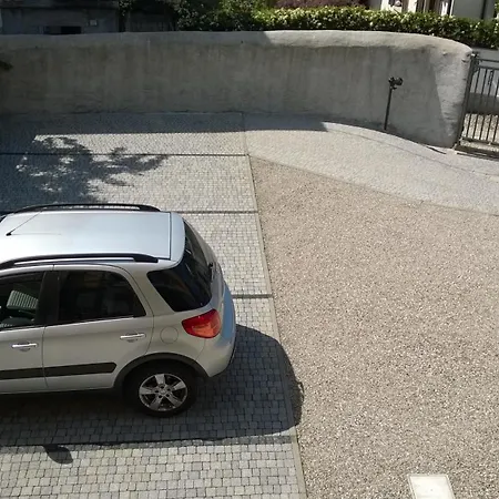 Residenza Silvana B Giardino On The Ground Floor With Parking Apartment *