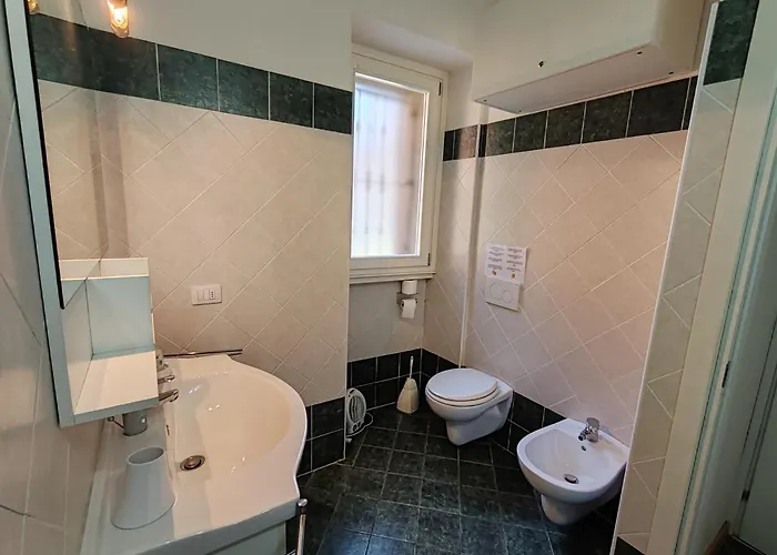 Residenza Silvana B Giardino On The Ground Floor With Parking